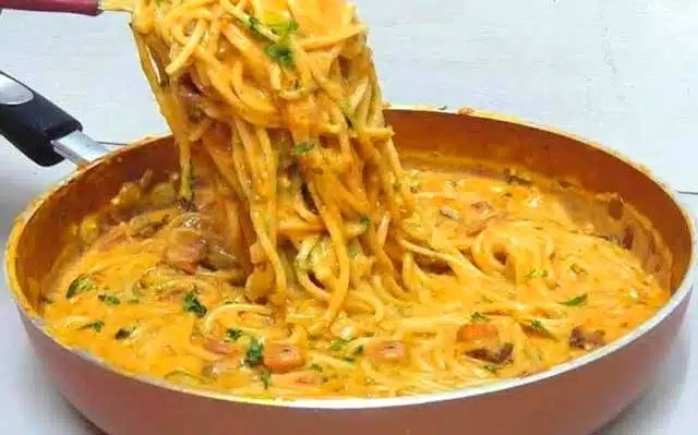 Champignons Spaghetti Rezept aus der Pfanne