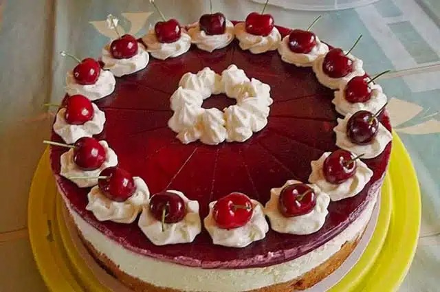Lecker Rotkäppchen Torte Rezept
