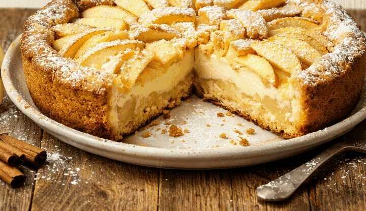 Entdecke das unwiderstehlich leckere Apfelkuchen-Rezept mit Vanillepudding!