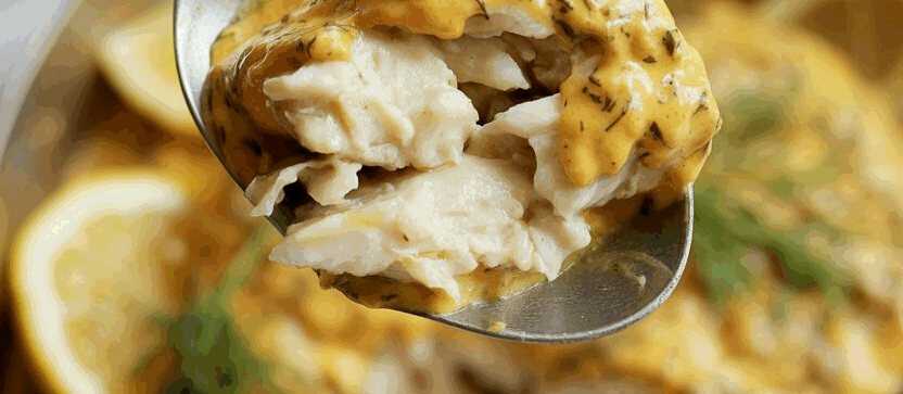 Fischfilet im Airfryer mit Senf-Dill-Sauce – so sieht es fertig aus