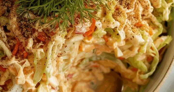 Frischer Krautsalat ohne Zucker