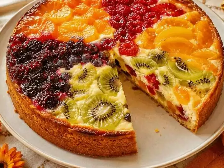 Fruchtiger Obstkuchen – Der kreative Patchwork-Kuchen