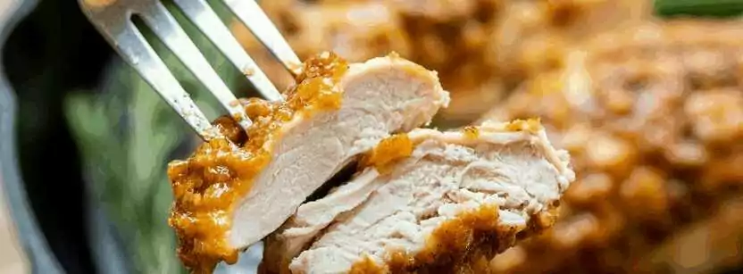 Hähnchenbrust mit Senf-Honig-Kruste aus dem Airfryer – so sieht es fertig aus