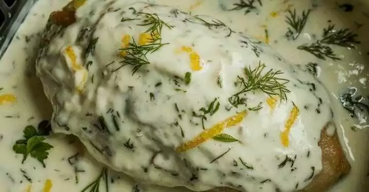 Hähnchenfilet mit Kräuterjoghurt aus der Heißluftfritteuse