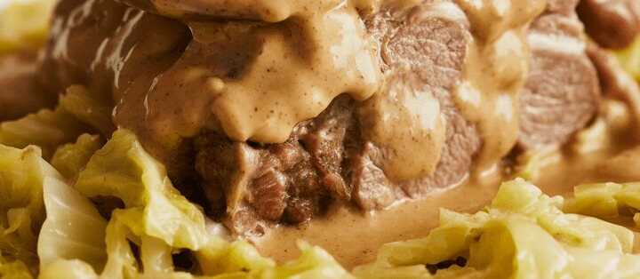 Kasseler mit 600 g Wirsing in Senf Sahnesauce, immer lecker