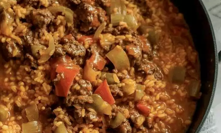 Paprikapfanne mit Reis und 500g Hackfleisch in 20 Minuten