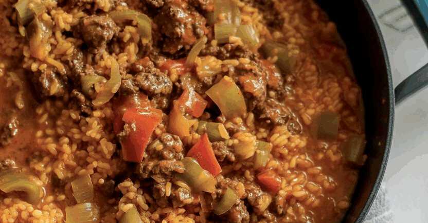 Paprikapfanne mit Reis und 500g Hackfleisch in 20 Minuten