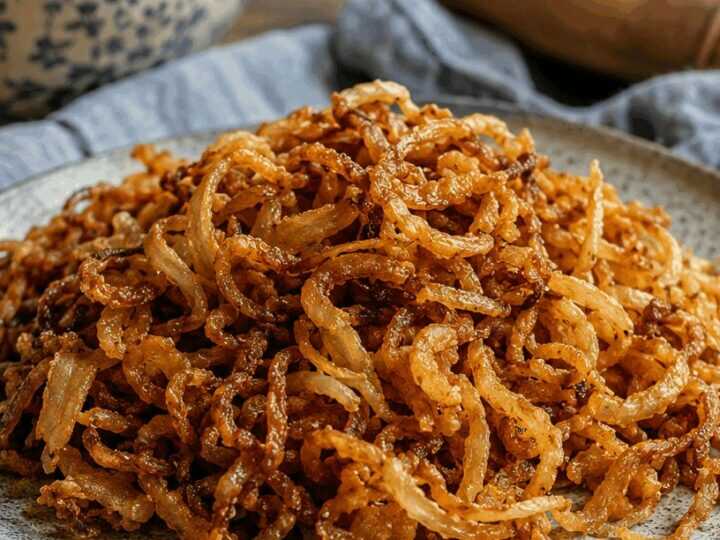Röstzwiebeln selbst gemacht im Airfryer – Omas Küche im Schnelldurchlauf