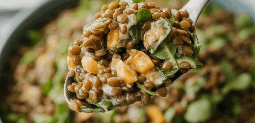 Sättigender Salat mit Hülsenfrüchten