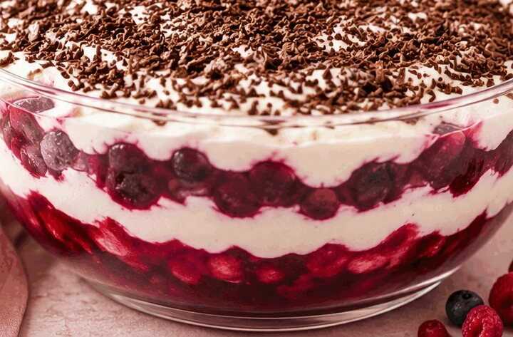 Schneewittchens Dessert-Trick: So schnell weggefuttert!