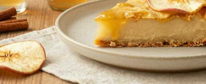 Apfelkuchen-Likör: Schmeckt wie ein Stück Kuchen im Glas!