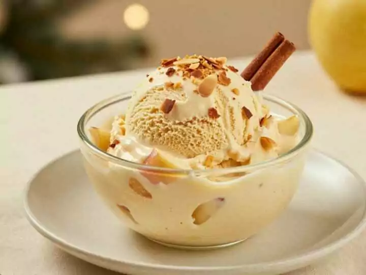 Bratapfel-Eis ohne Eismaschine: 3 Zutaten, cremig wie vom Italiener!