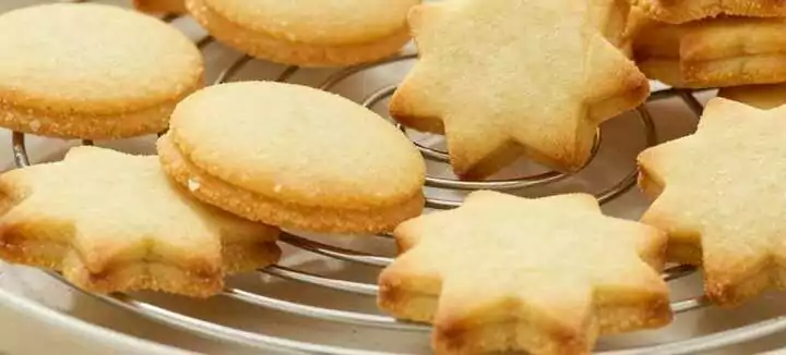 Butterplätzchen mit 3 Zutaten: Der Teig, der immer gelingt!