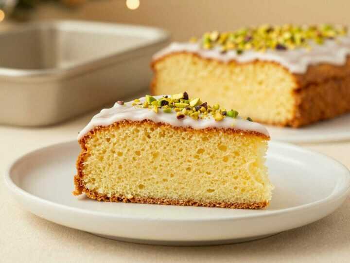 Eierlikör-Blechkuchen mit 200 ml Eierlikör: Saftig wie bei Oma!