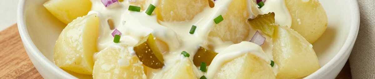 Kartoffelsalat mit Mayonnaise wie bei Oma: Das Weihnachts-Original!