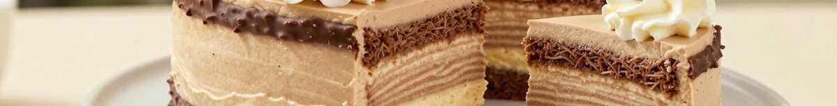 Kinderriegel-Torte ohne Backen: Das Geburtstags-Rezept mit nur 5 Zutaten!