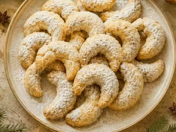 Knusprige Vanillekipferl: Dein neues Lieblingsrezept zur Weihnachtszeit!