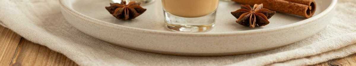 Lebkuchen-Likör mit 500 ml Sahne: Cremiger als jeder gekaufte!