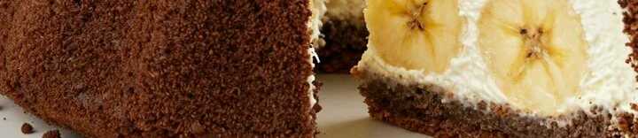 Maulwurfkuchen wie bei Oma: Der Klassiker mit Bananen und Sahne!