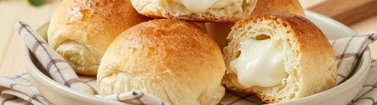 Milchbrötchen wie vom Bäcker: Weich, fluffig und mit 500 g Mehl!