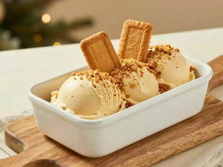 Spekulatius-Eis ohne Eismaschine: Der Weihnachts-Geheimtipp mit 3 Zutaten!