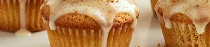 Spekulatius-Muffins mit Zimtguss: Der Adventsklassiker in 25 Minuten!