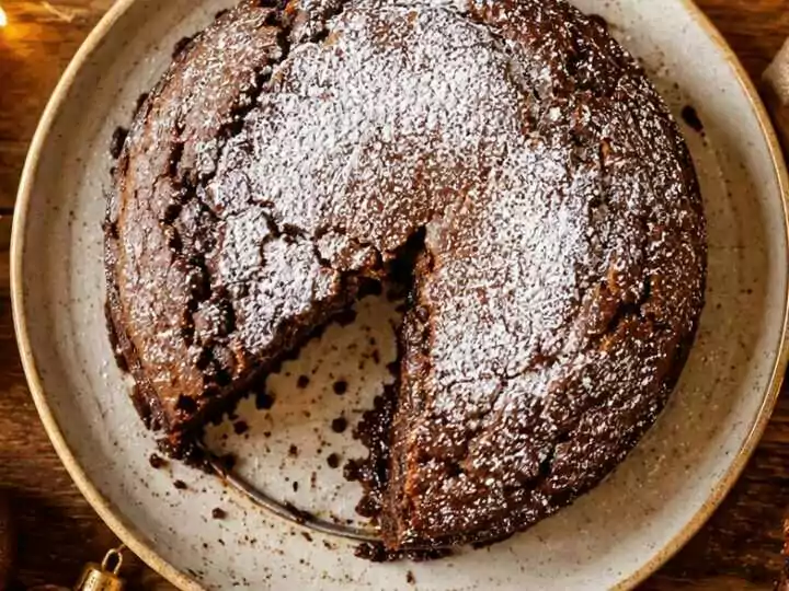 Unglaublich: Dieser Schokokuchen ist in nur 2 Minuten ofenfertig!