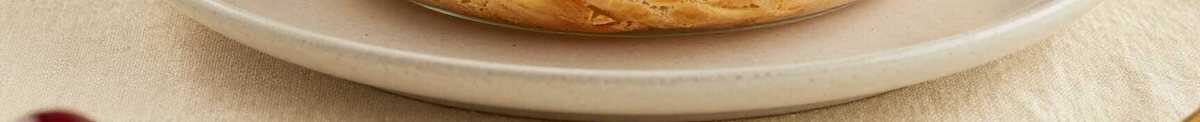 Windbeutel-Dessert mit Kirschen: In 10 Minuten geschichtet, ohne Backen!