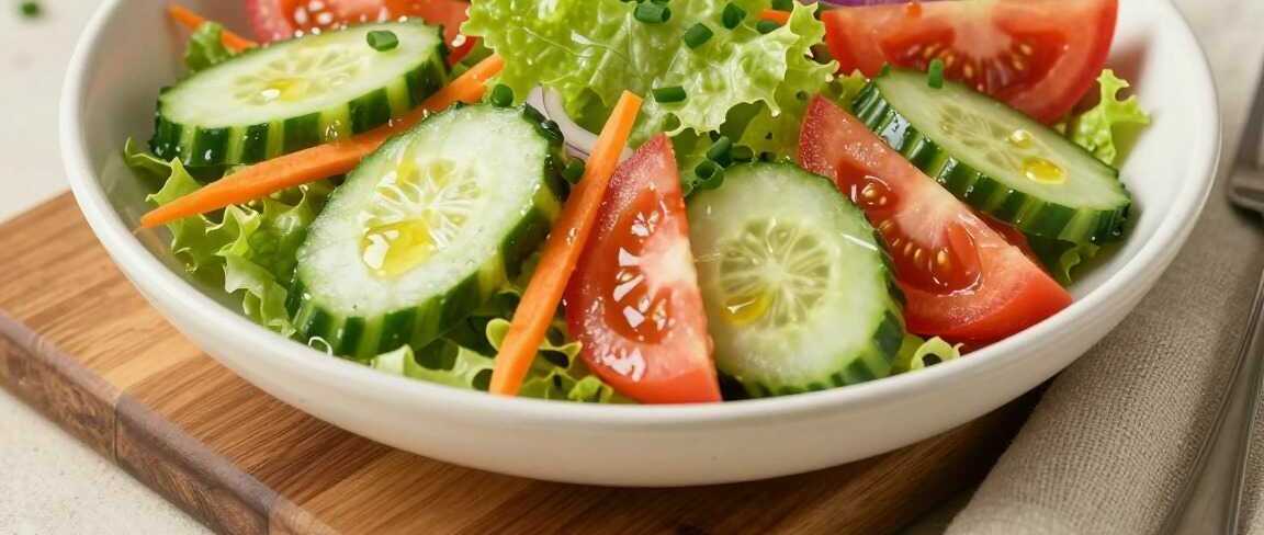 Gemischter Salat wie im Gasthaus: Mit Omas Essig-Öl-Dressing!