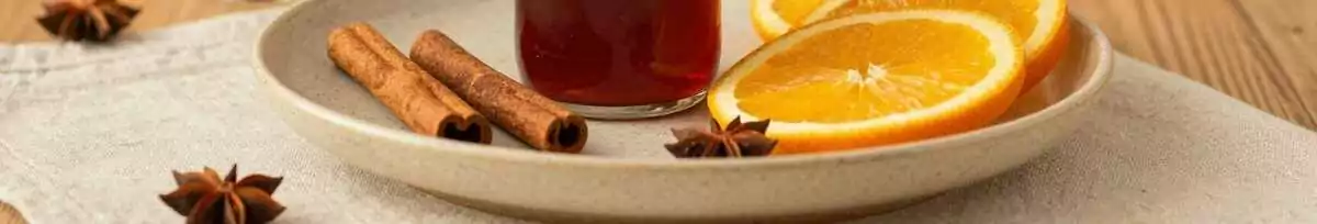 Glühwein-Likör: Der Advents-Geheimtipp, der wochenlang hält!