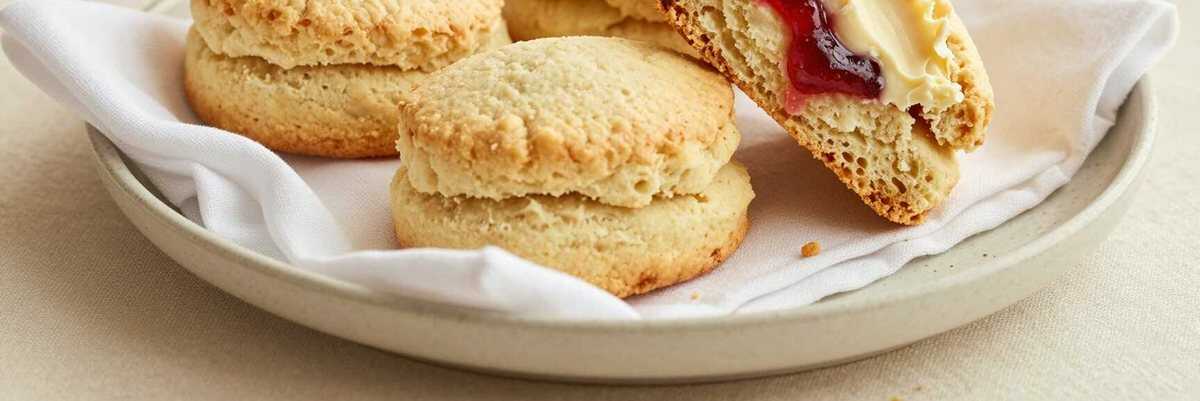 Scones wie in England: 4 Zutaten und in 20 Minuten aus dem Ofen!