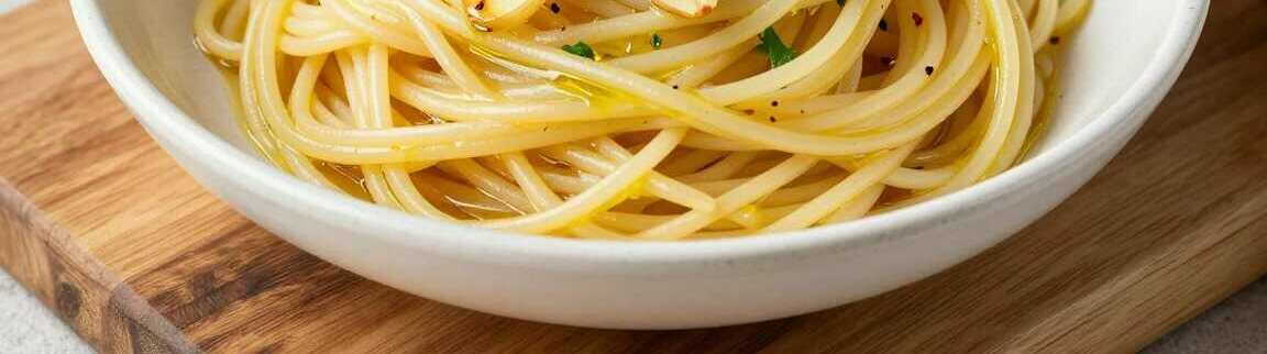 Spaghetti aglio e olio wie in Italien: 5 Zutaten, 15 Minuten!