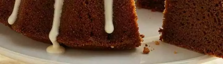 Spekulatius-Gugelhupf: Der Weihnachtskuchen mit 100 g Spekulatius!