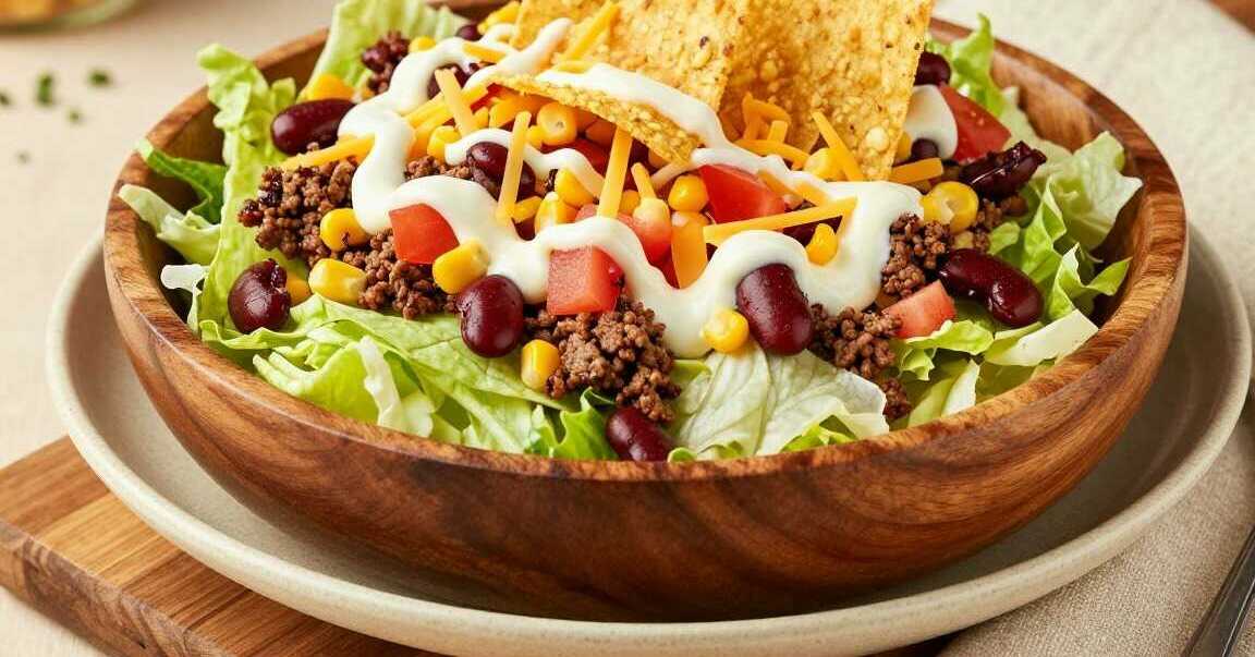 Taco-Salat mit Hackfleisch: Der Partysalat für 8 Personen!
